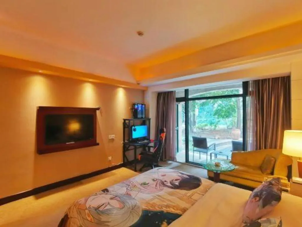 Bed in CP Peninsula Hotel