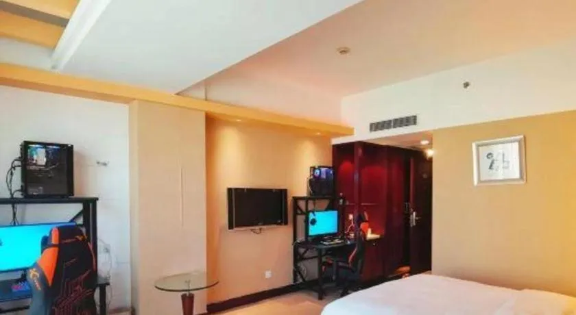 Bed in CP Peninsula Hotel