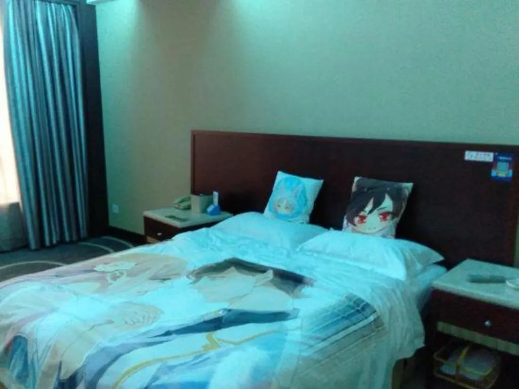 Bed in CP Peninsula Hotel