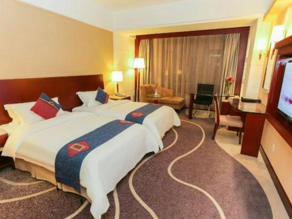 Bed in CP Peninsula Hotel