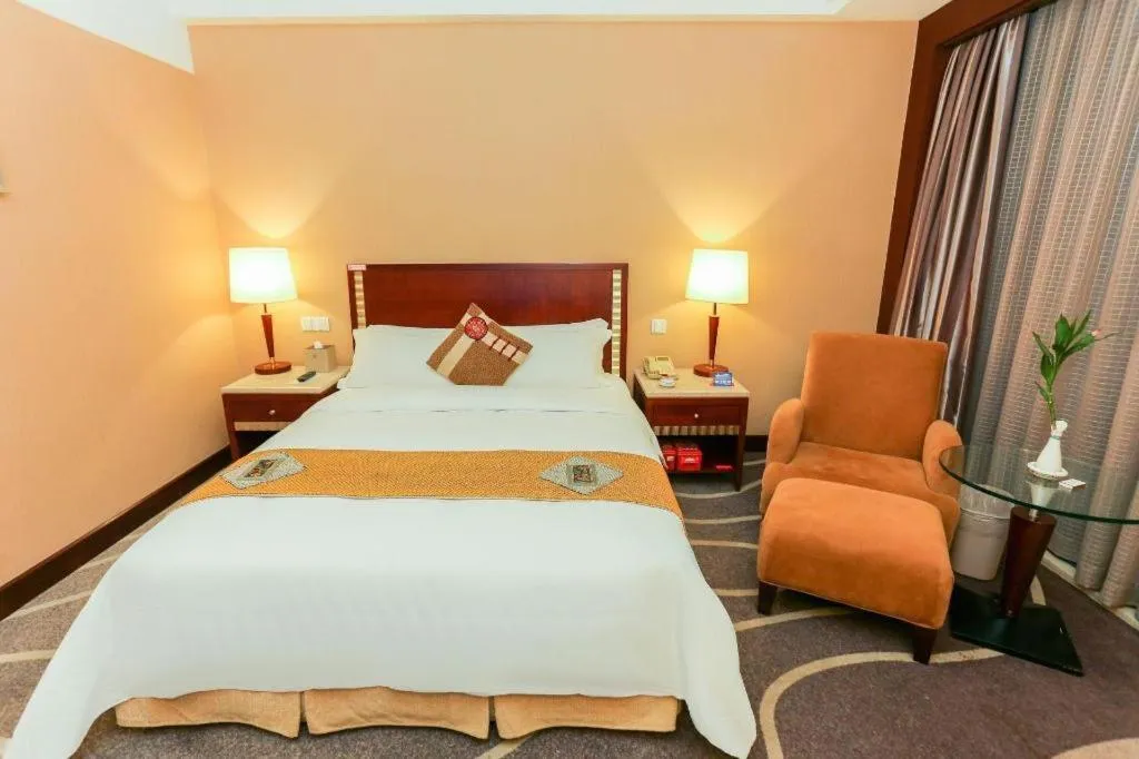 Bed in CP Peninsula Hotel