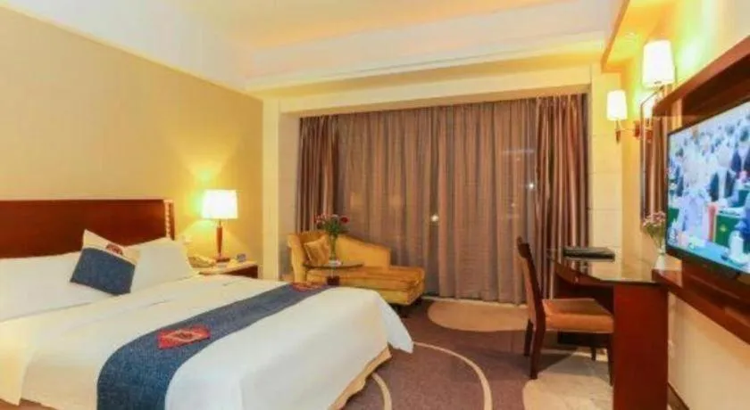 Bed in CP Peninsula Hotel