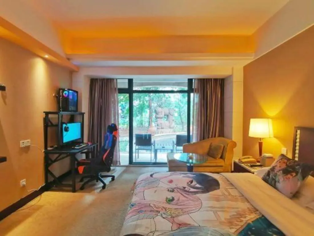 Bed in CP Peninsula Hotel