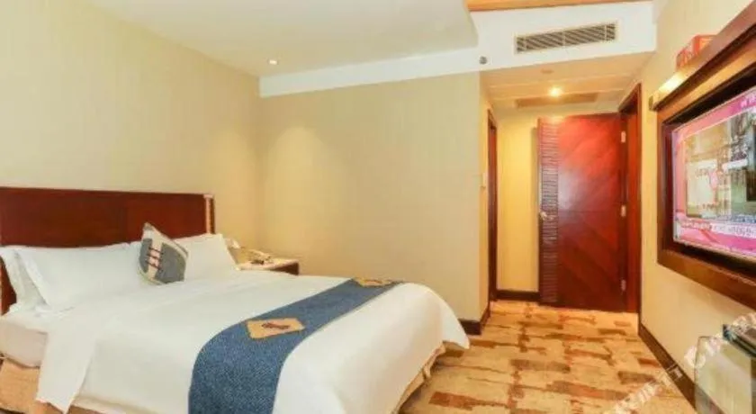 Bed in CP Peninsula Hotel