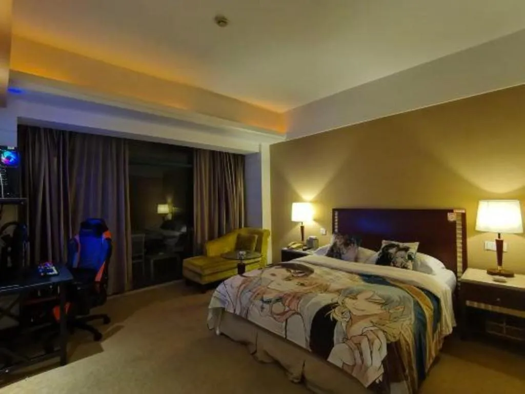 Bed in CP Peninsula Hotel