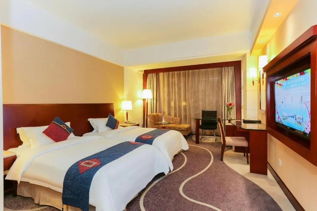 Bed in CP Peninsula Hotel