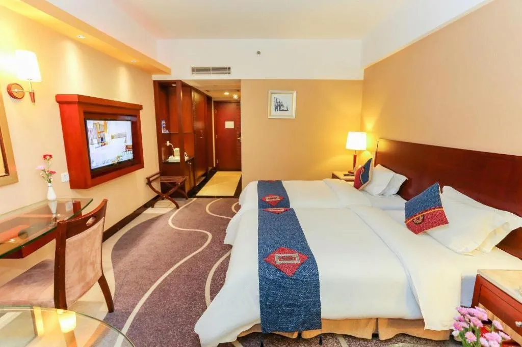 Bed in CP Peninsula Hotel