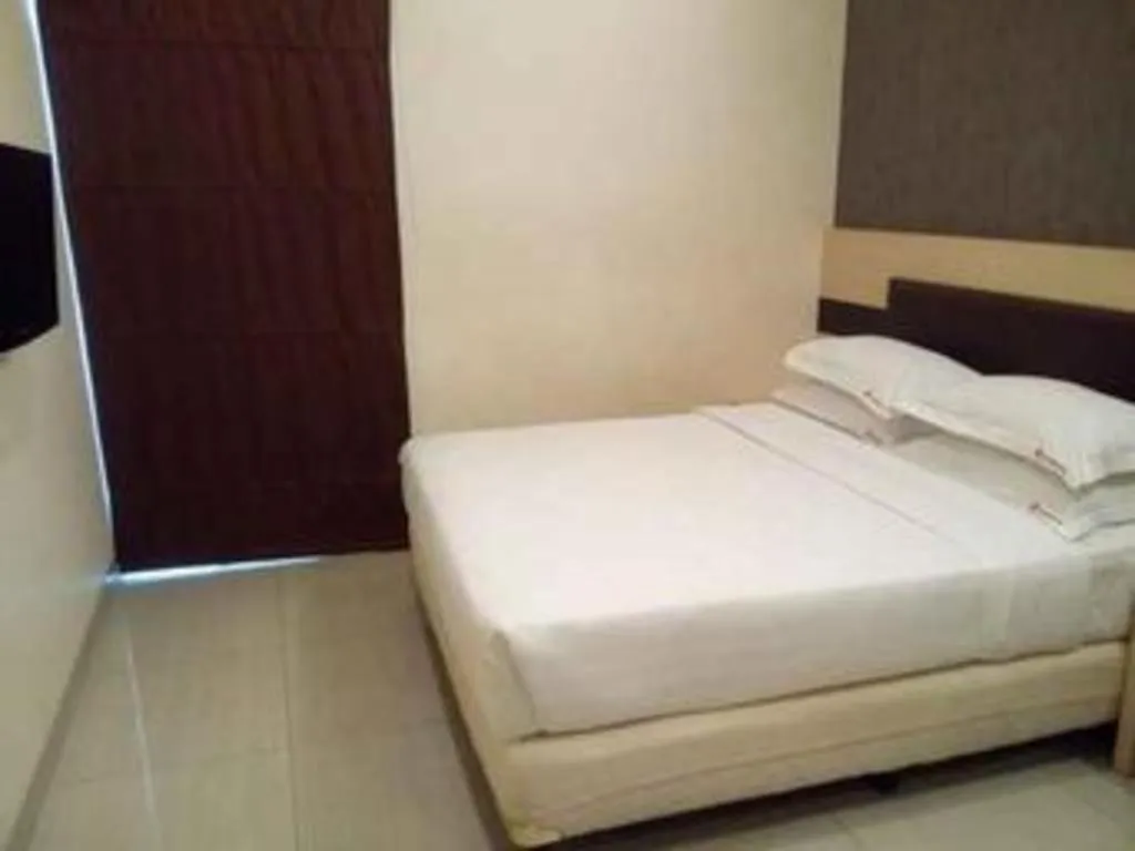 Bed in Sumi Hotel Mangga Besar