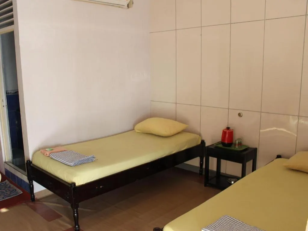 Bed in Hotel Sinar Khatulistiwa