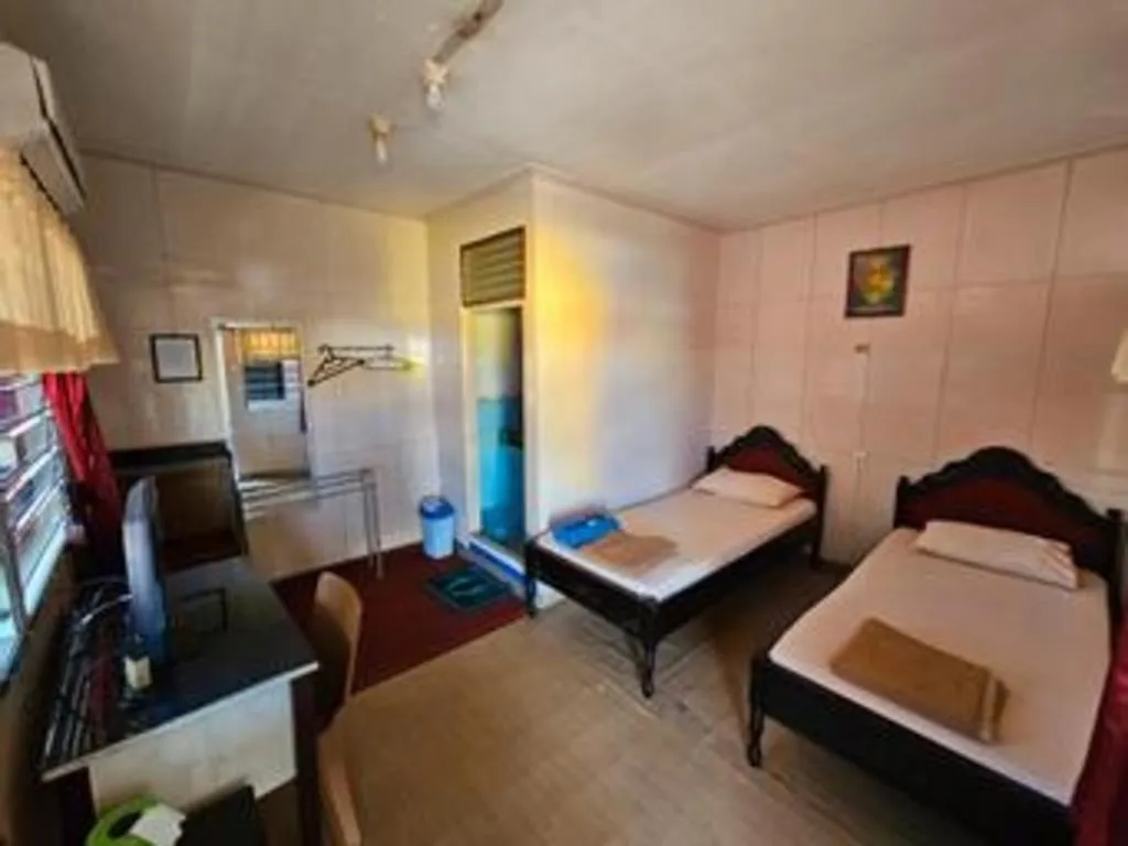 Bed in Hotel Sinar Khatulistiwa