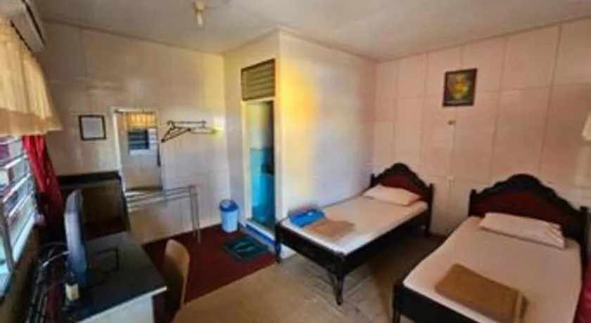 Bed in Hotel Sinar Khatulistiwa