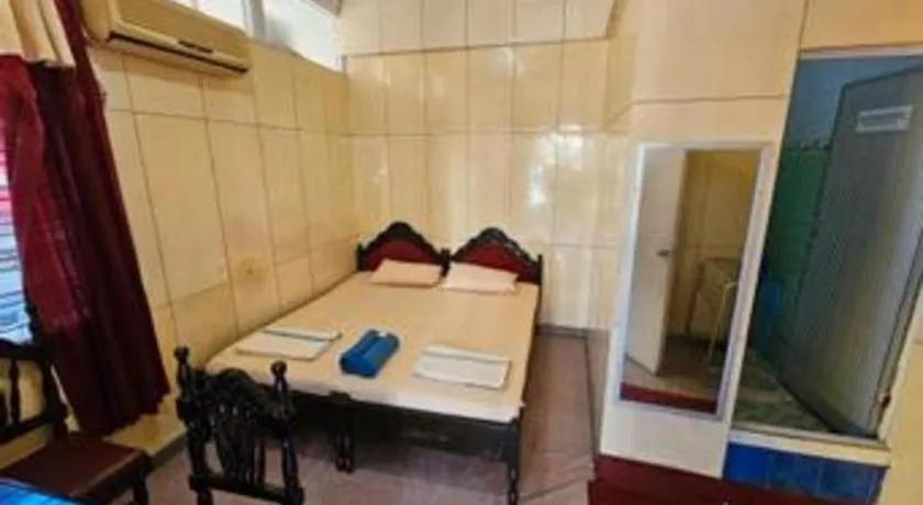 Bed in Hotel Sinar Khatulistiwa