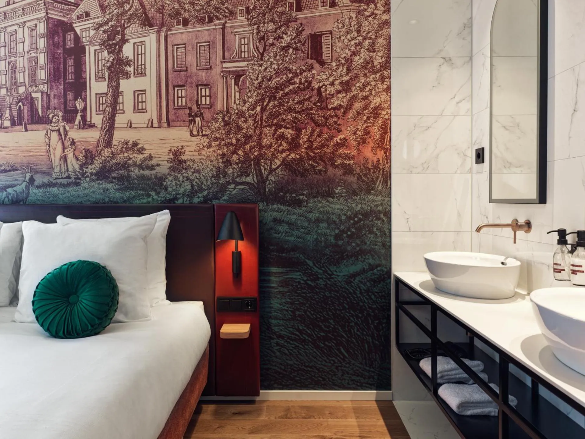 Bedroom, Bed in The Ald Hotel