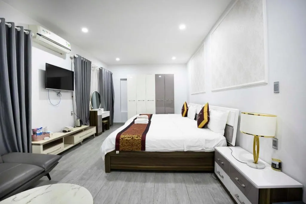 Bed in Hoang Mai Hotel