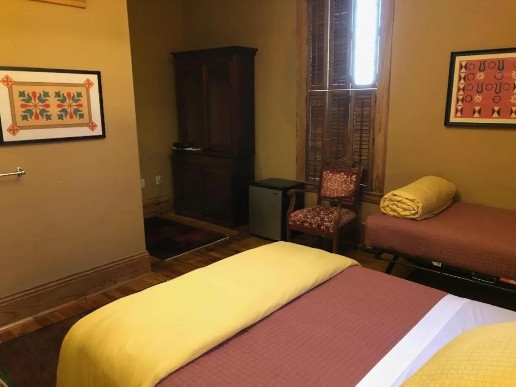 Bed in Hotel Frederick