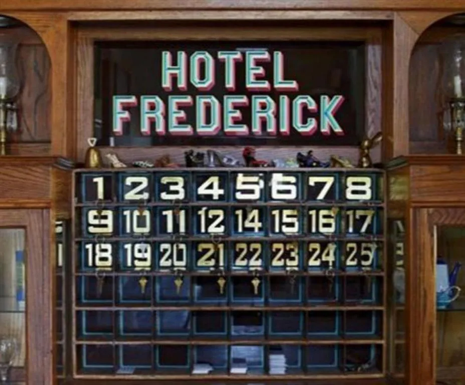 Hotel Frederick