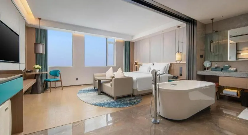 Chutian Guangdong International Hotel