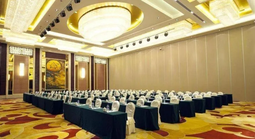 Chutian Guangdong International Hotel