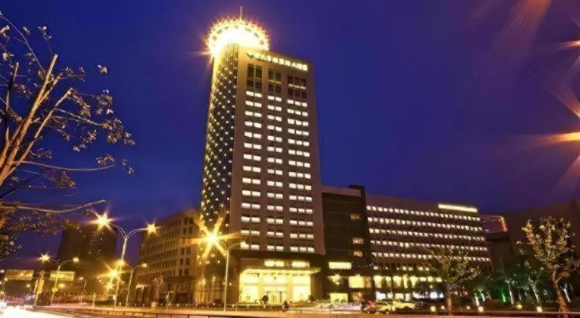 Chutian Guangdong International Hotel