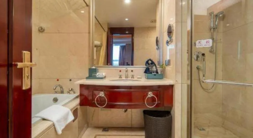 Chutian Guangdong International Hotel