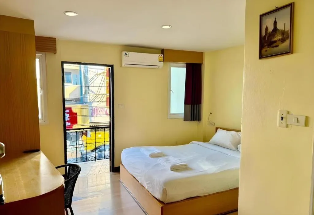 Bed in A7 Hotel Pattaya