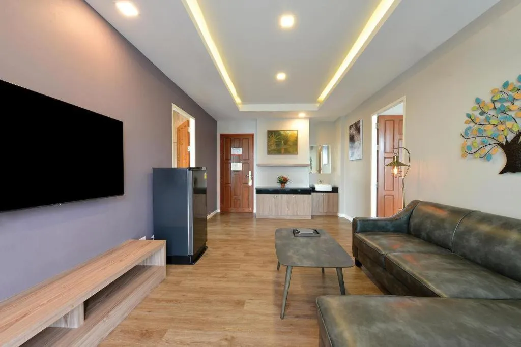 Amphawa Riverfront Hotel