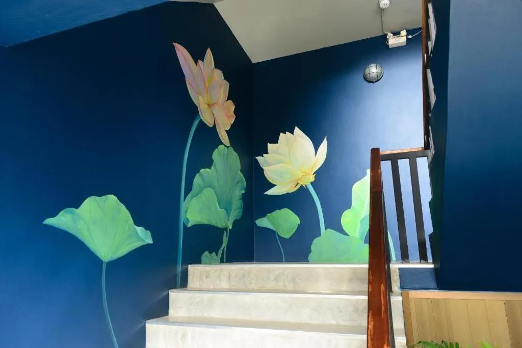 Amphawa Riverfront Hotel