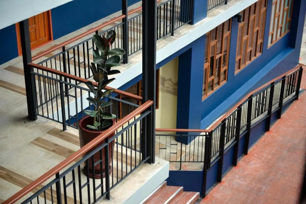 Amphawa Riverfront Hotel