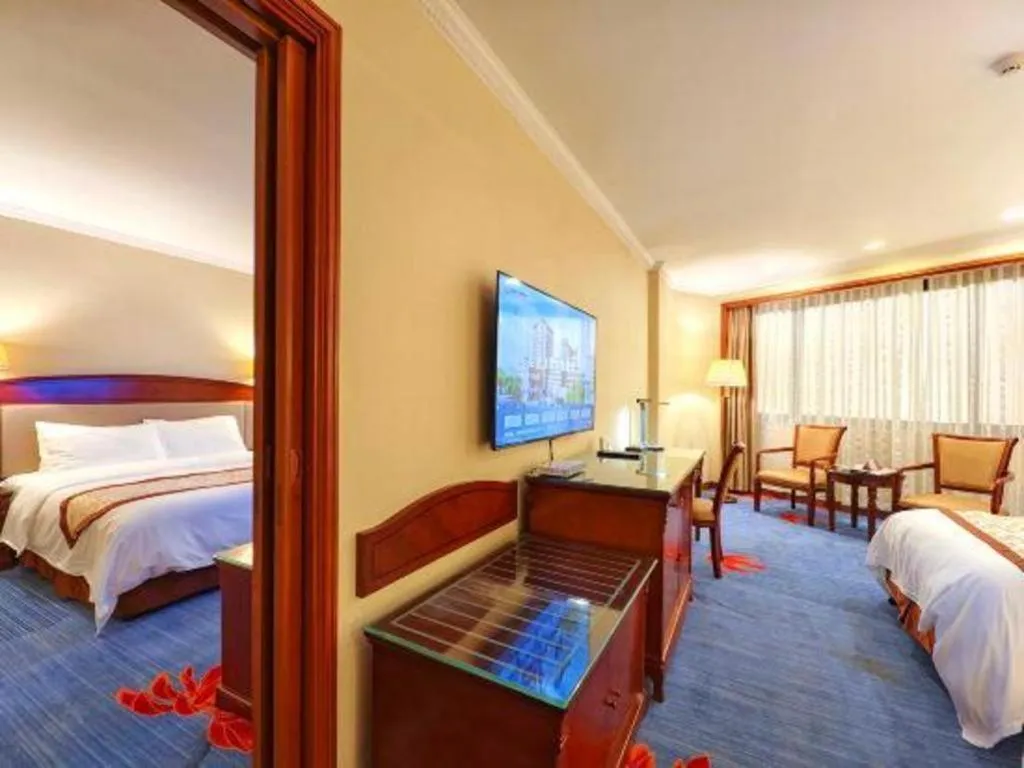 Bed in Quanzhou Hotel