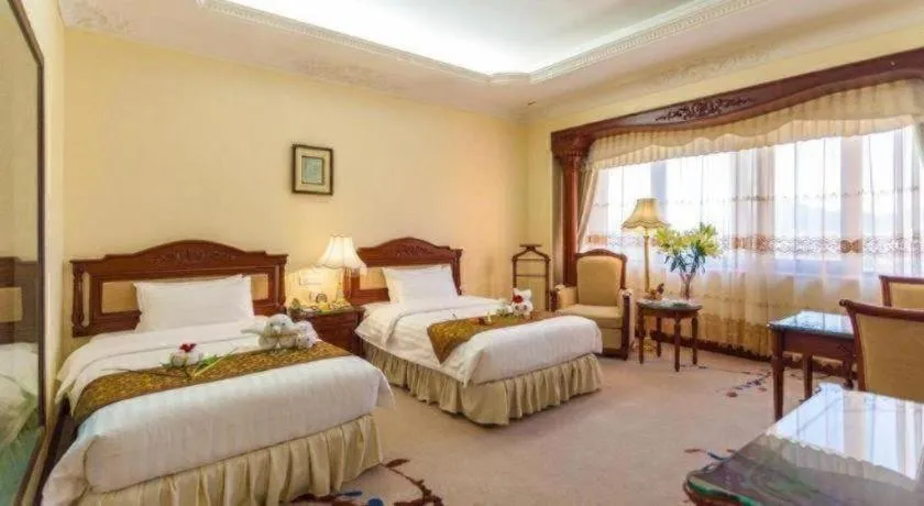 Bed in Quanzhou Hotel