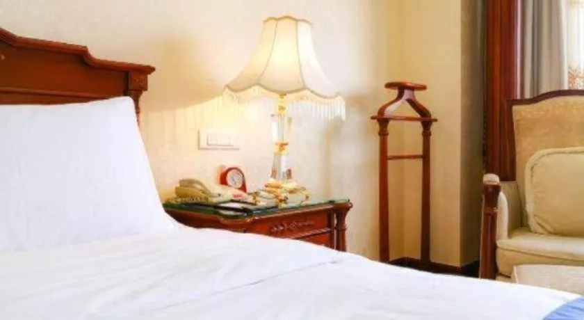 Bed in Quanzhou Hotel