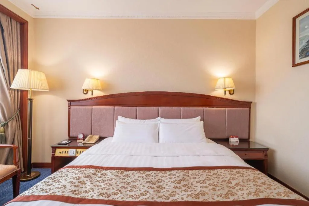 Bed in Quanzhou Hotel