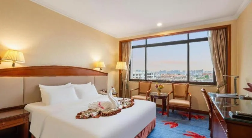Bed in Quanzhou Hotel