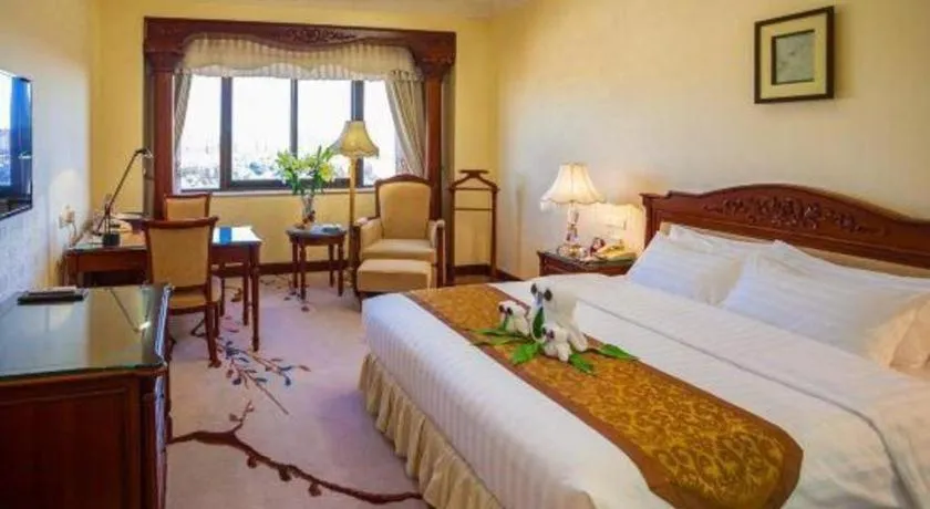 Bed in Quanzhou Hotel