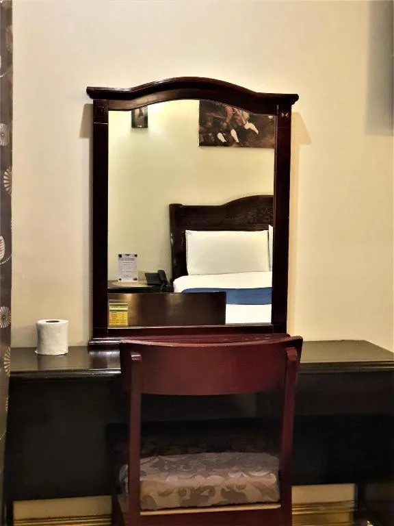 Clark Imperial Hotel