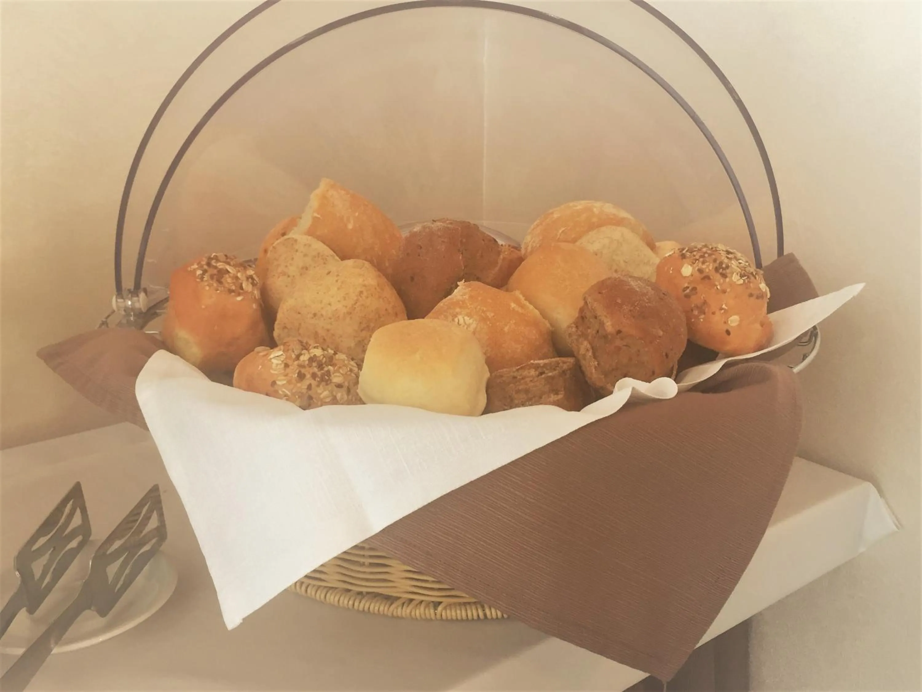 Breakfast in Hotel Suisse