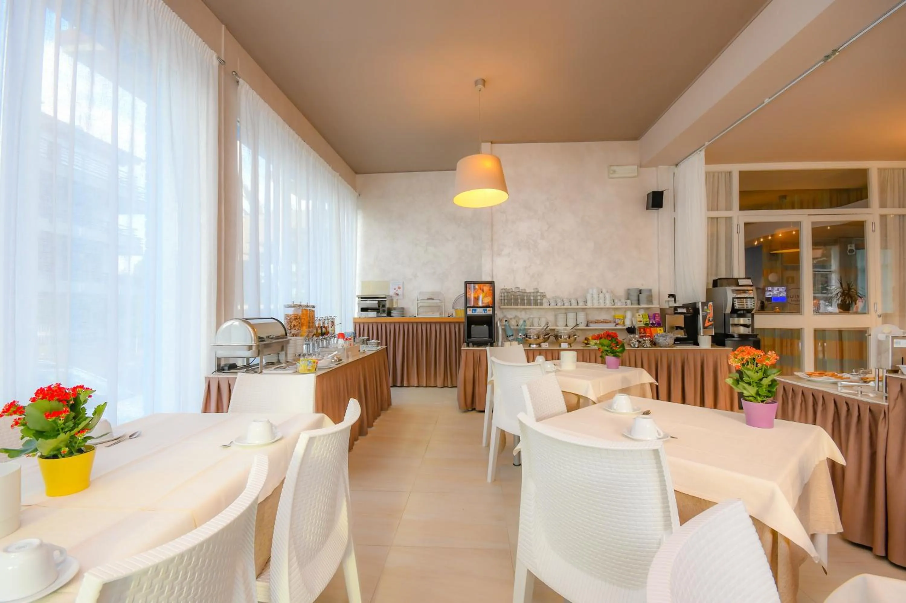 Lounge or bar in Hotel Suisse