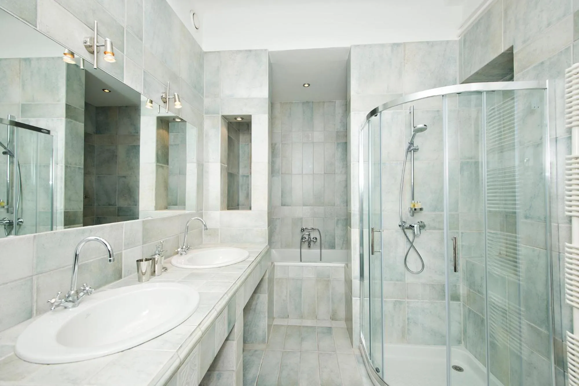 Shower in Zois Apartments