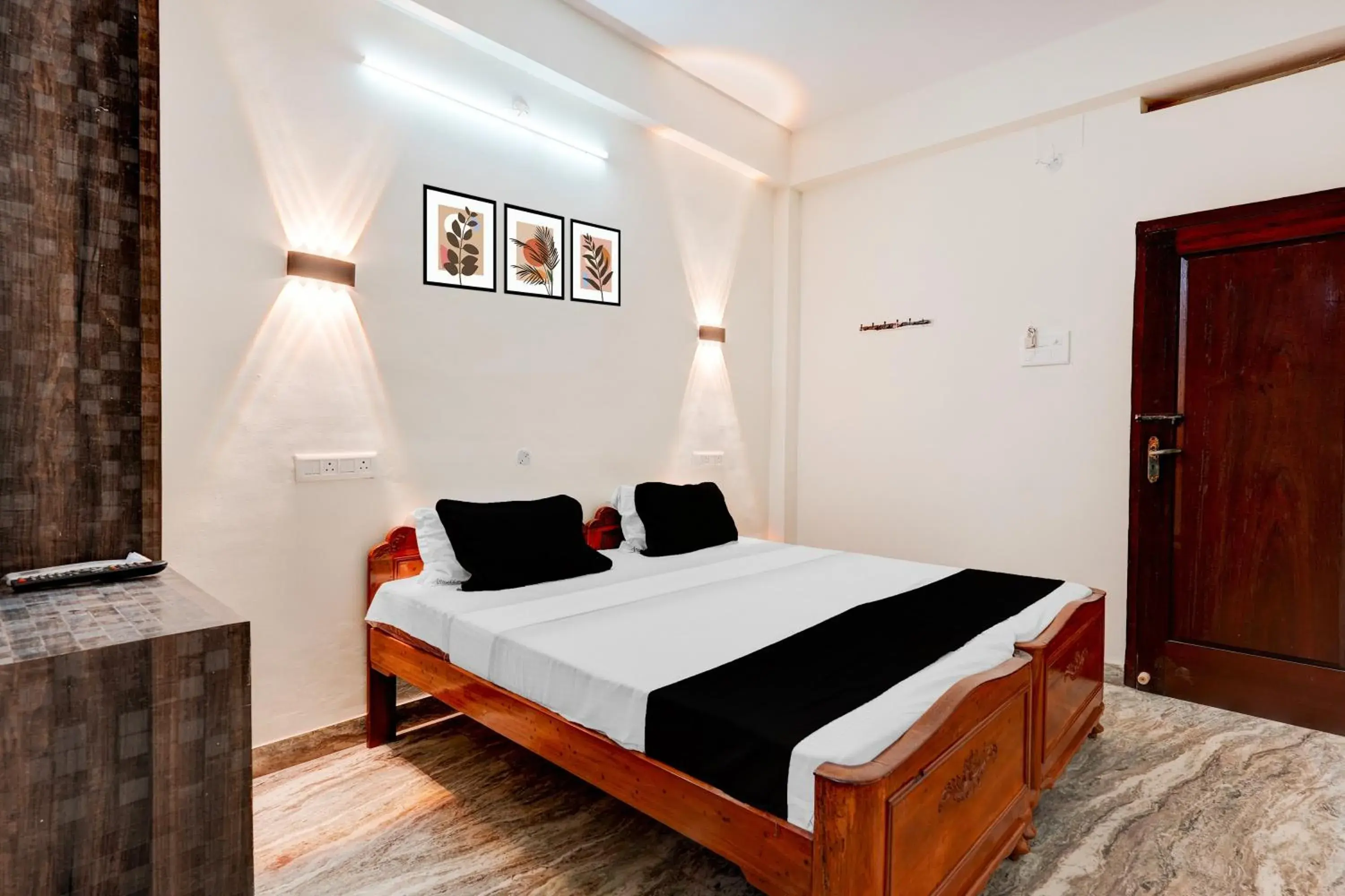 Small Double Room - single occupancy in Hotel O Chennai Central Railway Station Formerly Annakilly Tower Guest House Small Double Room - single occupancy in Hotel O Chennai Central Railway Station Formerly Annakilly Tower Guest House