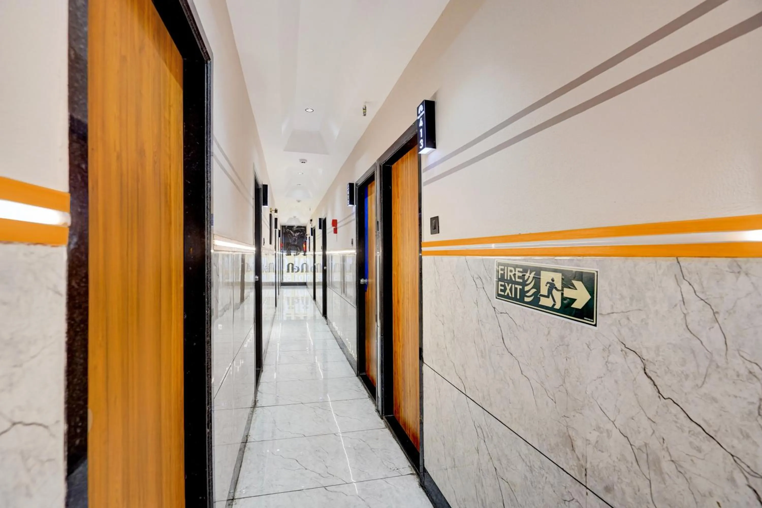 Lobby or reception in Super Collection O Kosad Railway Station Formerly Hotel Royal Orbits