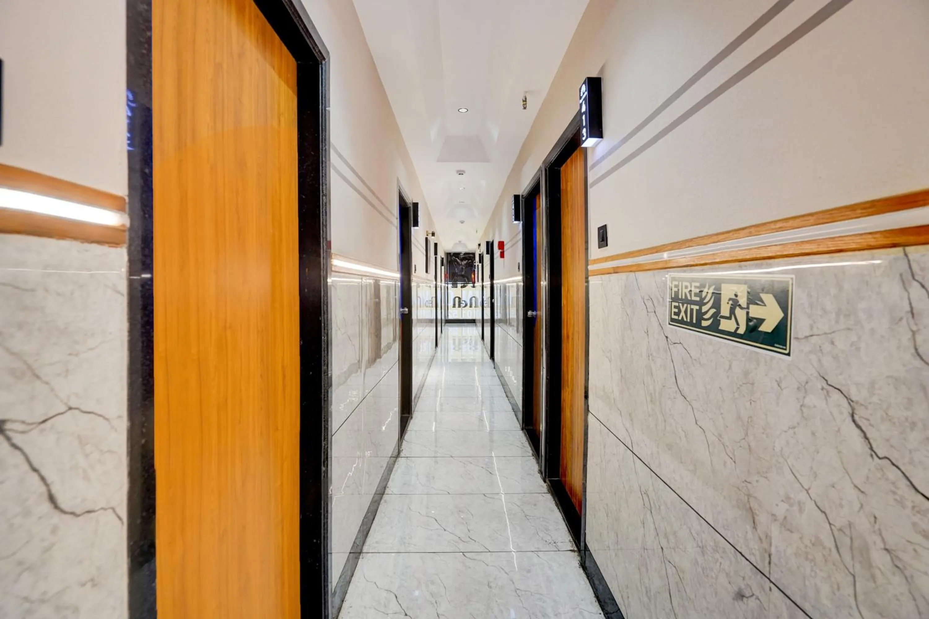 Lobby or reception in Super Collection O Kosad Railway Station Formerly Hotel Royal Orbits