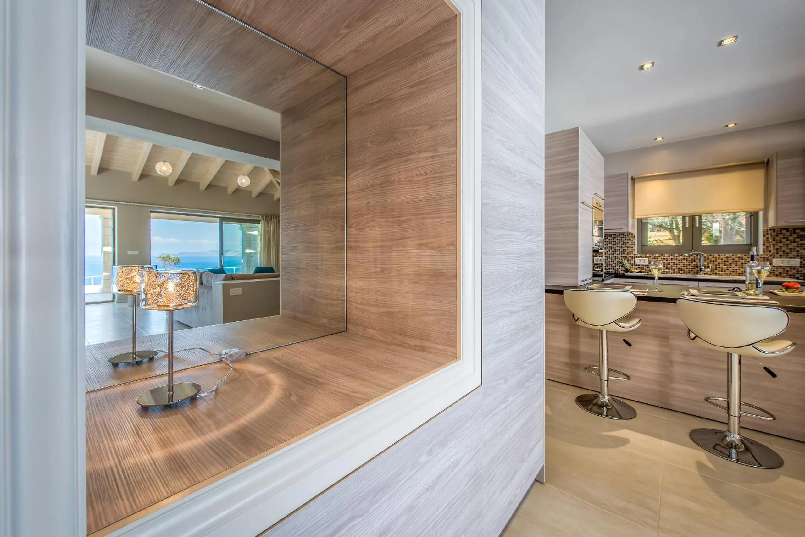 Lounge or bar in Avra Luxury Villa & Spa