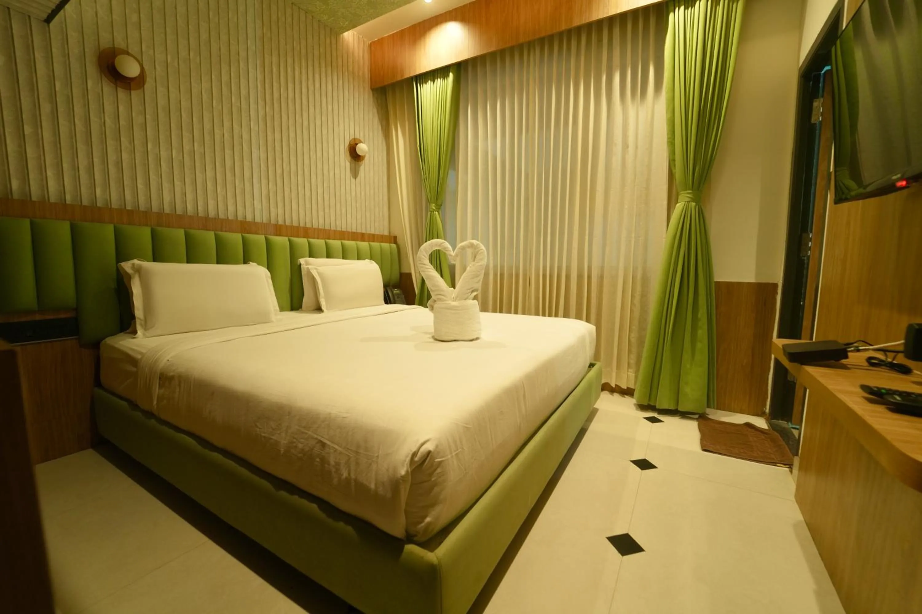 Bed in Yuvraj Land Mark
