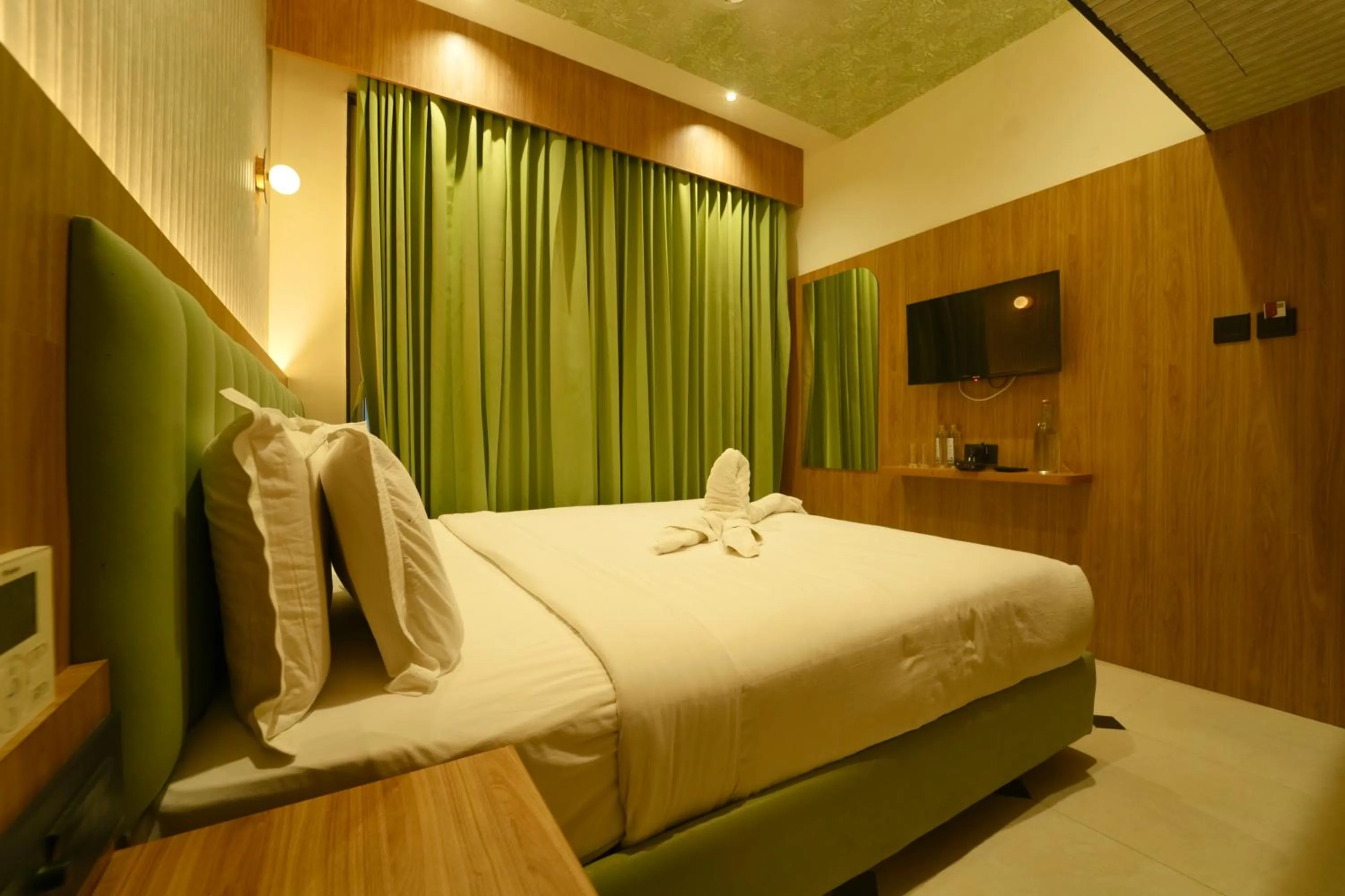 Bed in Yuvraj Land Mark