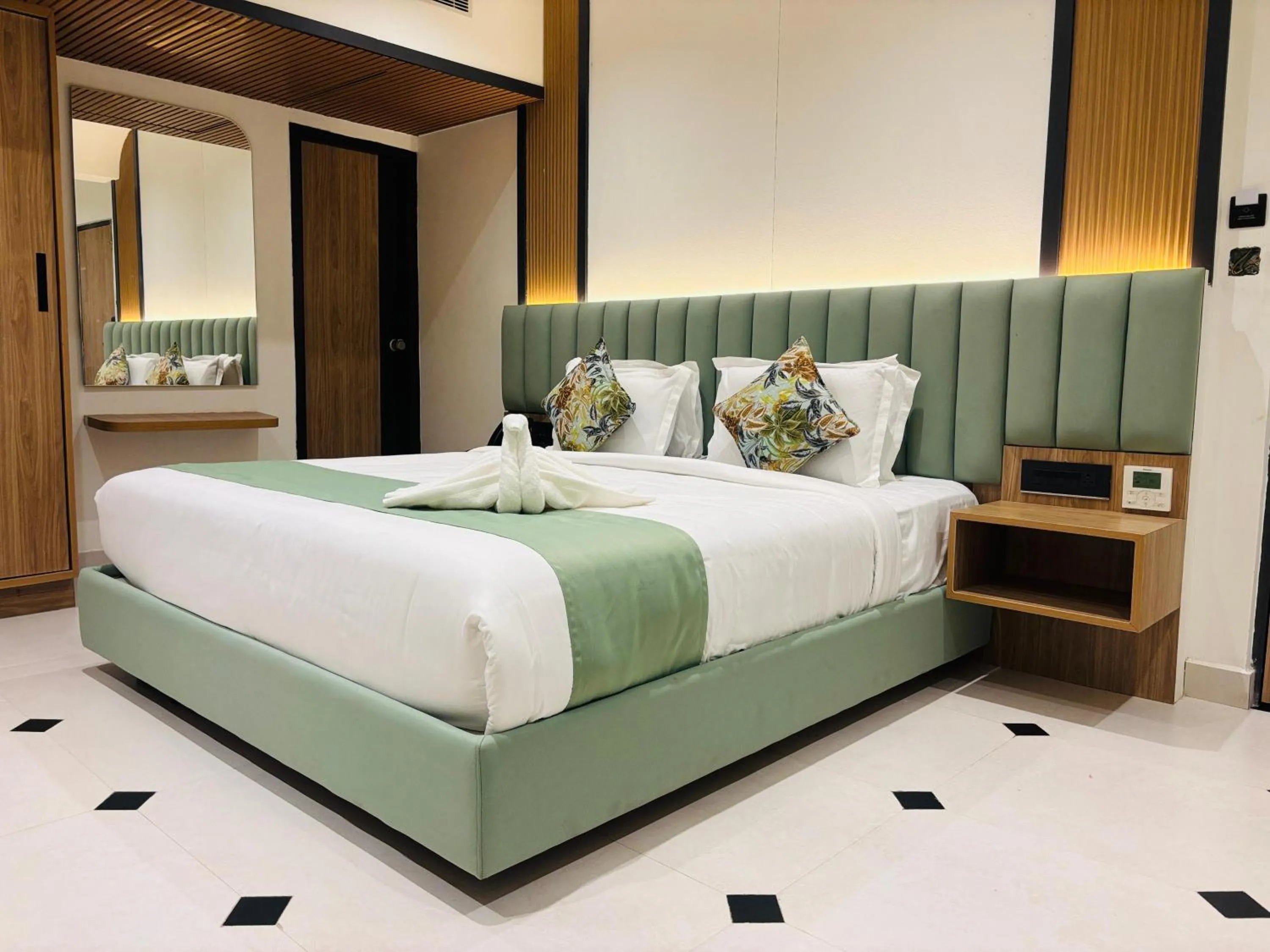 Bedroom, Bed in Yuvraj Land Mark
