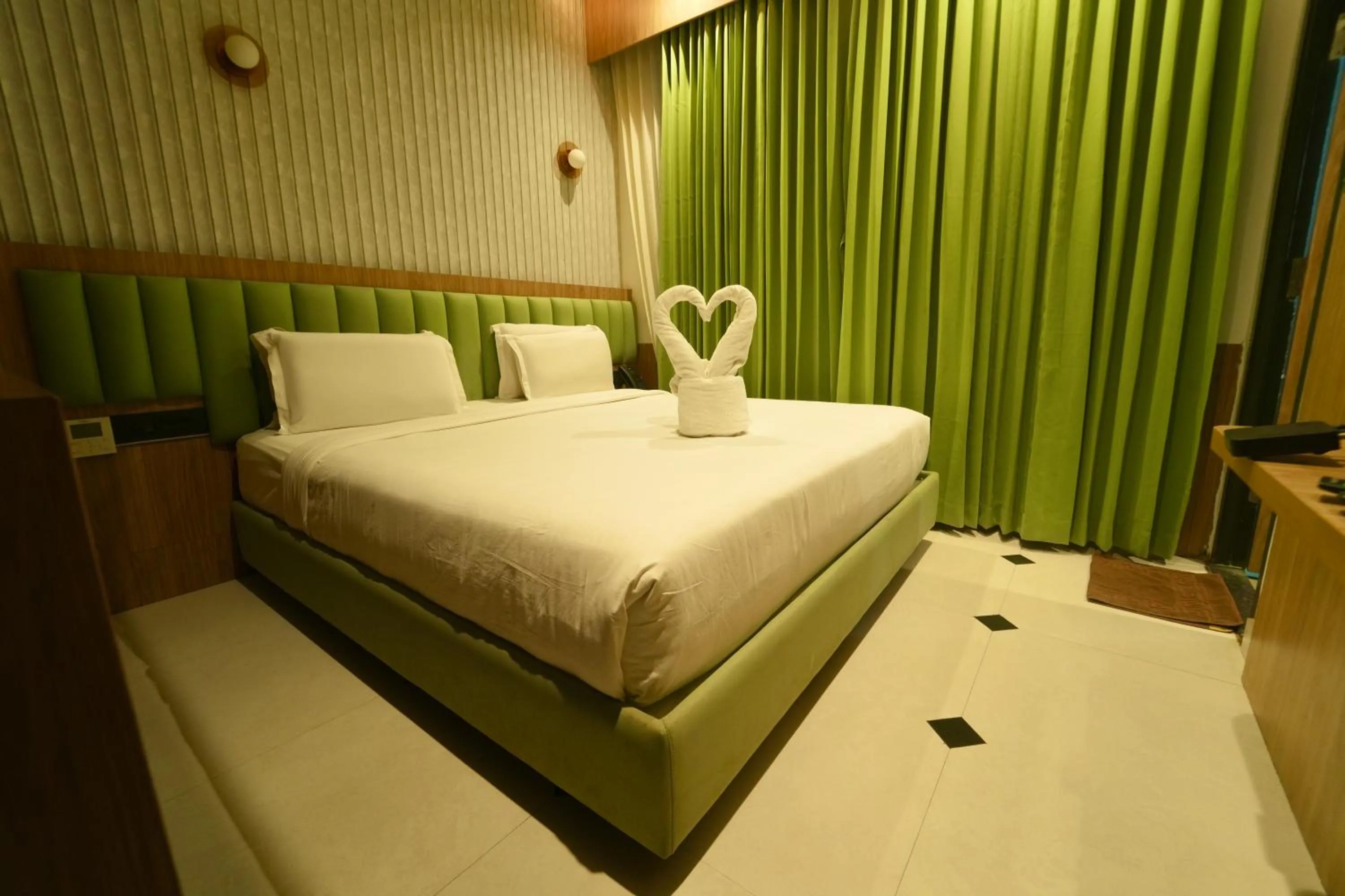 Bed in Yuvraj Land Mark