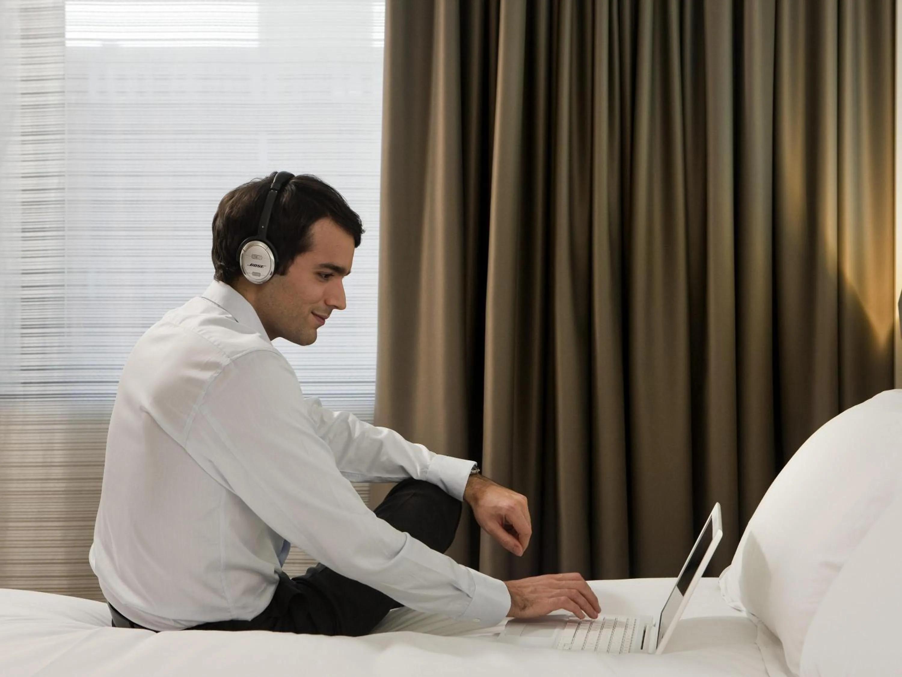 Bedroom in Pullman Liverpool