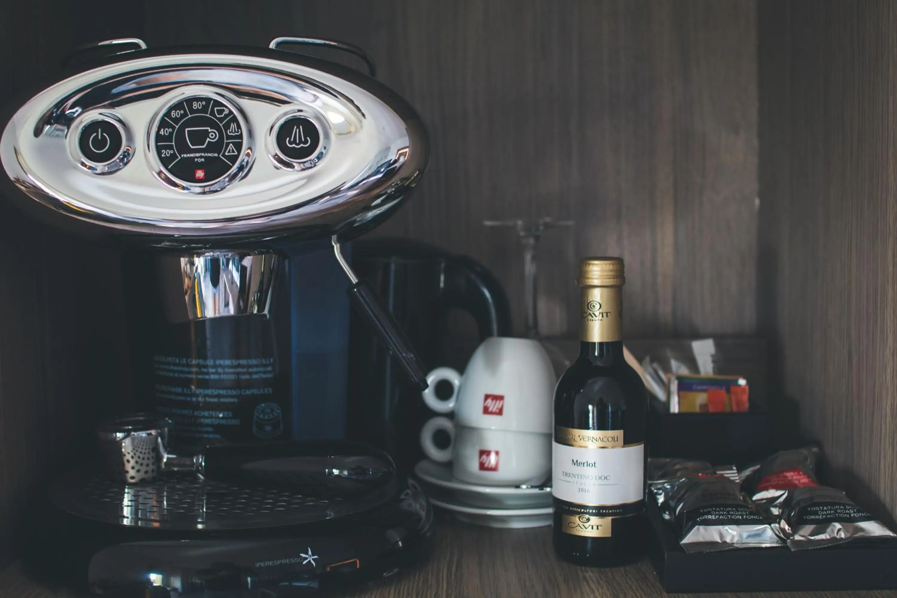 Coffee/tea facilities in Novotel Amsterdam Schiphol Airport
