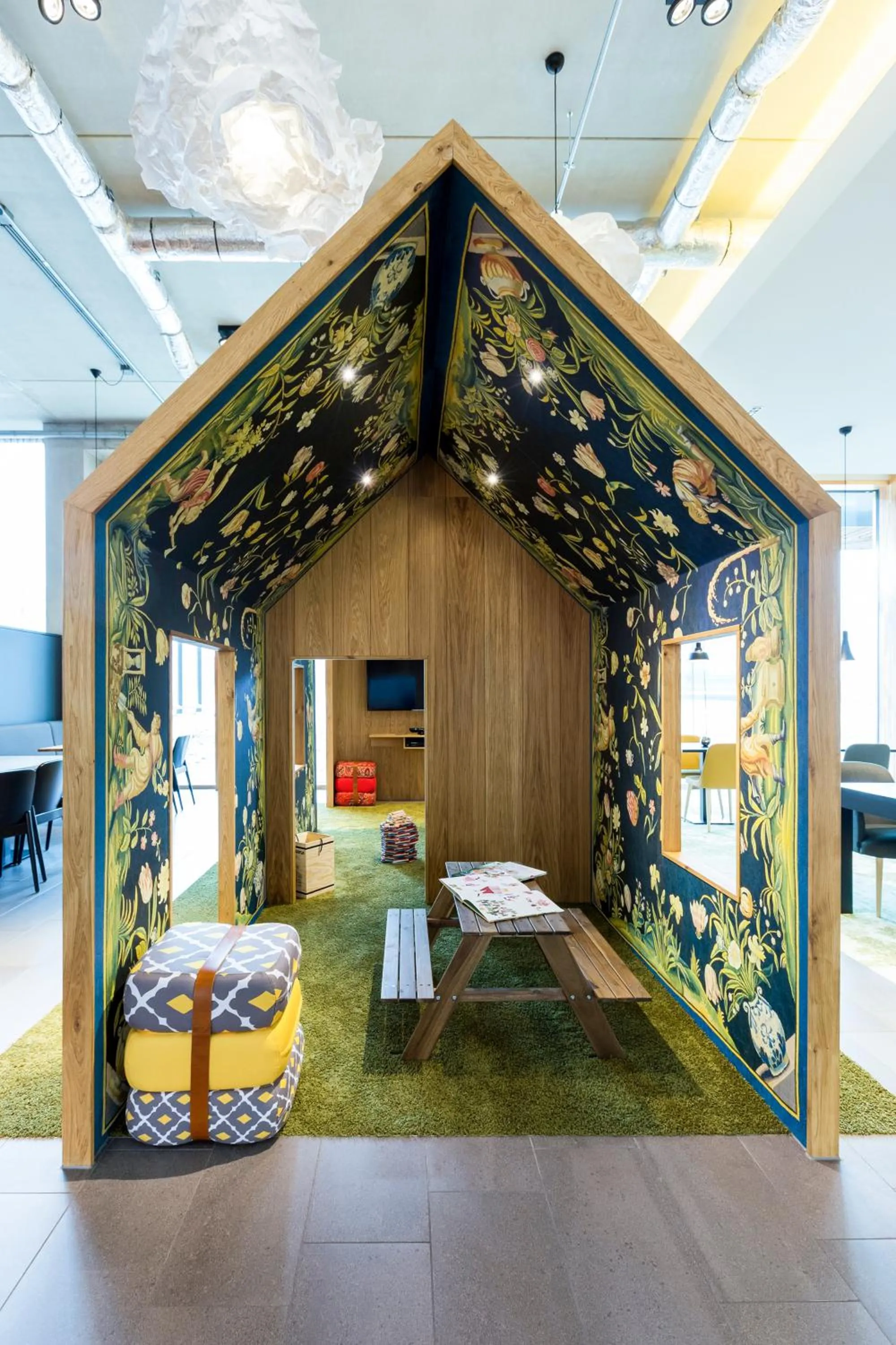 Restaurant/places to eat in Novotel Amsterdam Schiphol Airport