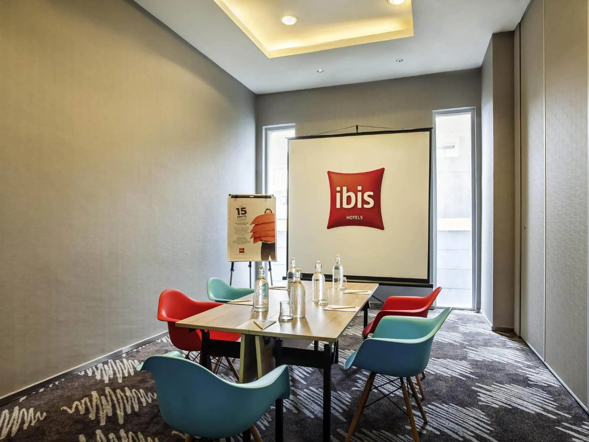 Meeting/conference room in Ibis Jakarta Harmoni